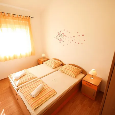 Apartment Lisica 2 Bibinje