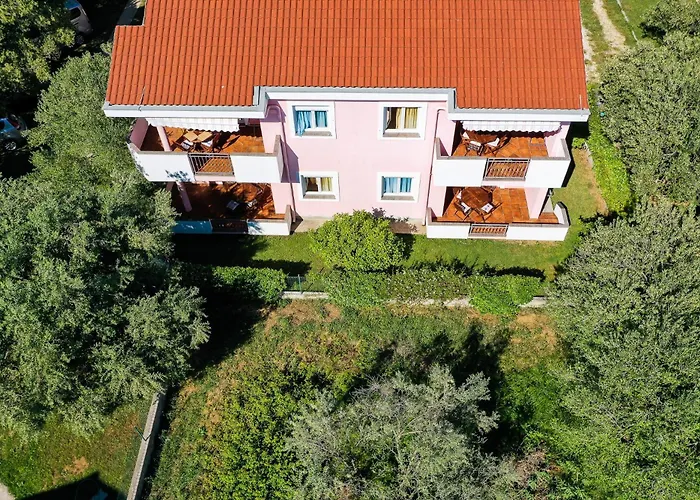 Lägenhet Lisica 2 *