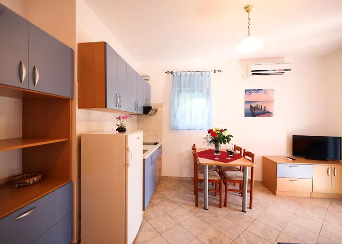 Lägenhet Lisica 2 *